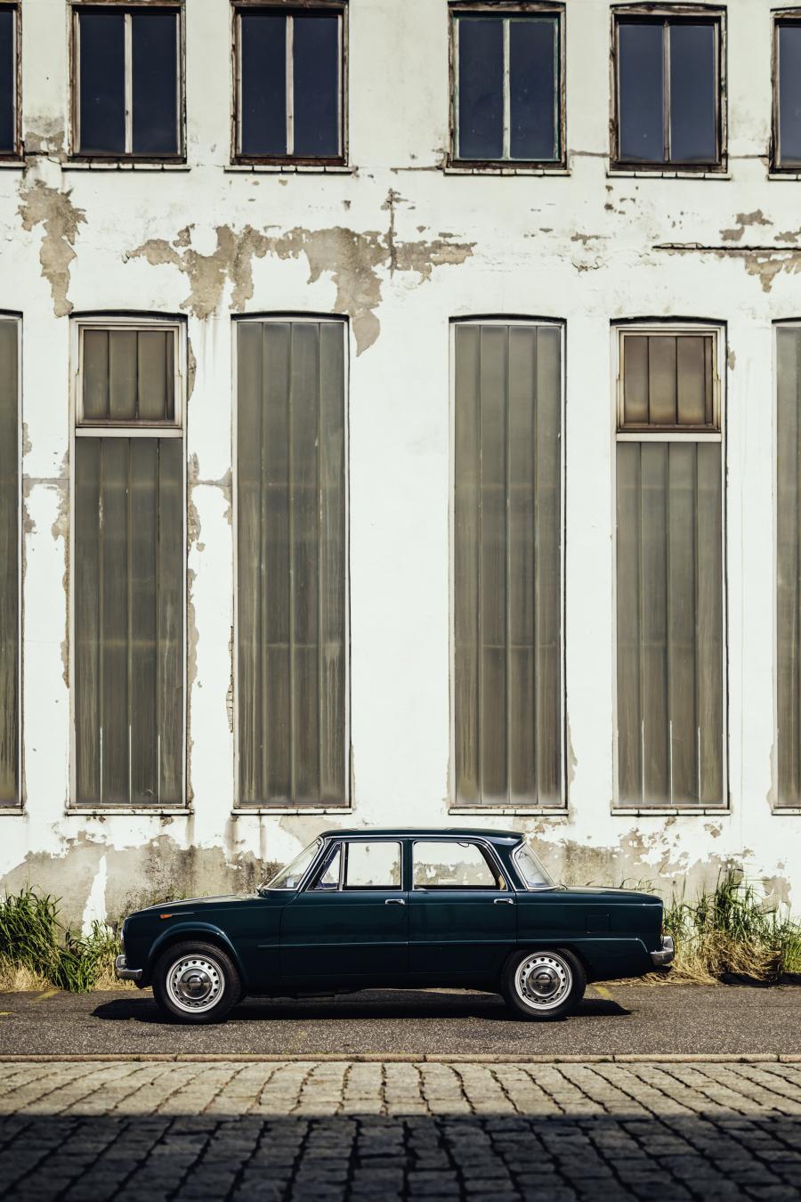  Alfa Romeo Giulia T.I. (105.08) 1966 года  (фото 7 из 12)